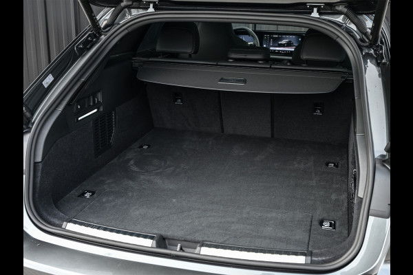 Audi A6 Avant 2.0 e-hybrid quattro S edition |MMI interface update | Achteras besturing | Premium S-Seats | Trekhaak | B&O Sound | Head-Up | Soft-Close | Adaptive Cruise | Passagiers display | 5 jaar garantie | Luchtvering