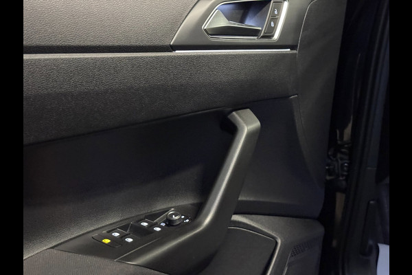 Volkswagen Polo 1.0 TSI R-Line | IQ LIGHT | CAMERA | STOELVERW.