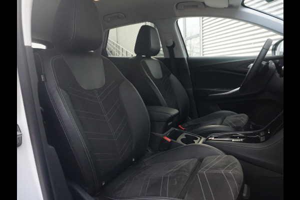 Opel Grandland 1.2 Turbo Ultimate Leder Alcantara