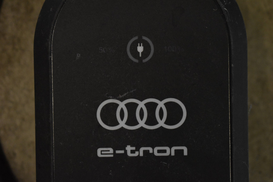 Audi Q3 45 TFSIe 245PK HYBRID S-TRONIC EDITION NAVI/PDC/BLUETOOTH