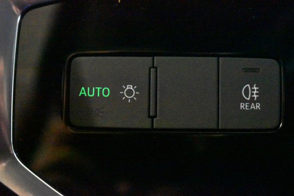 Audi Q3 45 TFSIe 245PK HYBRID S-TRONIC EDITION NAVI/PDC/BLUETOOTH