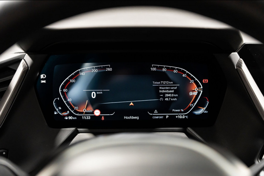 BMW 1-serie 118i M-Sport Pano HUD HK Muziek Kuipstoelen BTW
