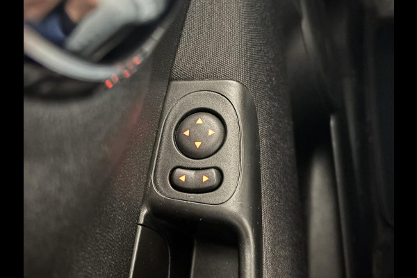 Fiat 500C 1.2 Automaat Lounge Cruise Control Navigatie Airco Parkeersensoren Achter Lichtmetalen Velgen