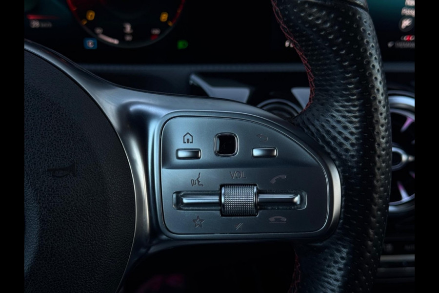 Mercedes-Benz A-Klasse 160 Business Sol AMG ORG NL SFEER LEDER LED SPORTVELGEN