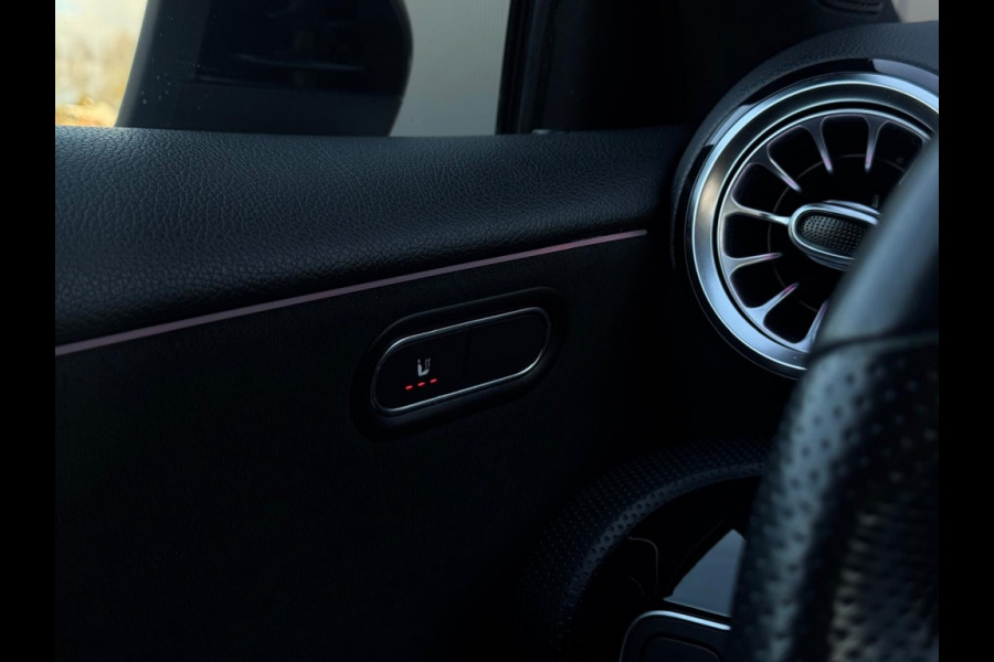 Mercedes-Benz A-Klasse 160 Business Sol AMG ORG NL SFEER LEDER LED SPORTVELGEN