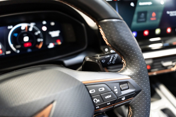 CUPRA Formentor 1.4 e-Hybrid VZ Performance Pano PDC CUPRA-MODUS LEDER