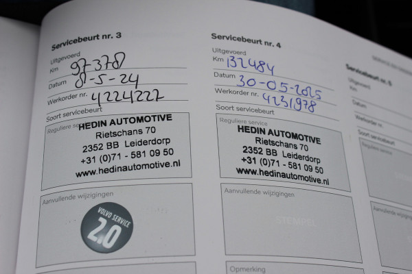Volvo XC40 Recharge P8 AWD R-Design / SoH 92,1% / Trekhaak / Panoramadak / Camera / Keyless / Harman Kardon / 19'' / Half leder / Stuur+Stoelverwarming / DAB / Dodehoek / ACC