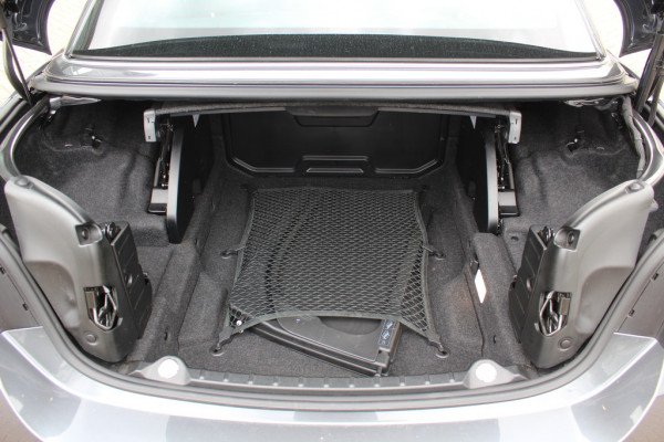 BMW 4 Serie Cabrio 420i High Executive Ed. M Sport / Camera / Leder / Harman Kardon / Nekverwarming / 19'' / Navigatie / Windscherm / DAB / Stoelverwarming / Cruise Control