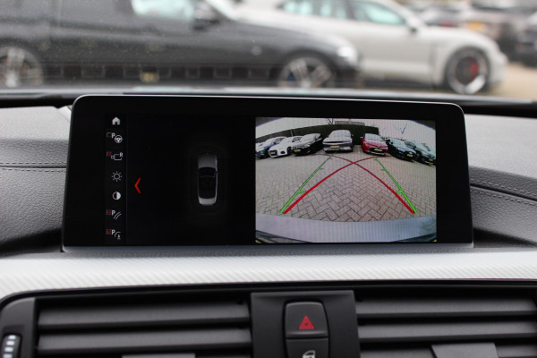 BMW 4 Serie Cabrio 420i High Executive Ed. M Sport / Camera / Leder / Harman Kardon / Nekverwarming / 19'' / Navigatie / Windscherm / DAB / Stoelverwarming / Cruise Control