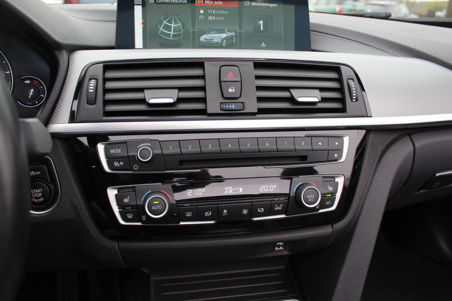 BMW 4 Serie Cabrio 420i High Executive Ed. M Sport / Camera / Leder / Harman Kardon / Nekverwarming / 19'' / Navigatie / Windscherm / DAB / Stoelverwarming / Cruise Control
