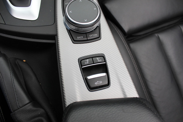 BMW 4 Serie Cabrio 420i High Executive Ed. M Sport / Camera / Leder / Harman Kardon / Nekverwarming / 19'' / Navigatie / Windscherm / DAB / Stoelverwarming / Cruise Control