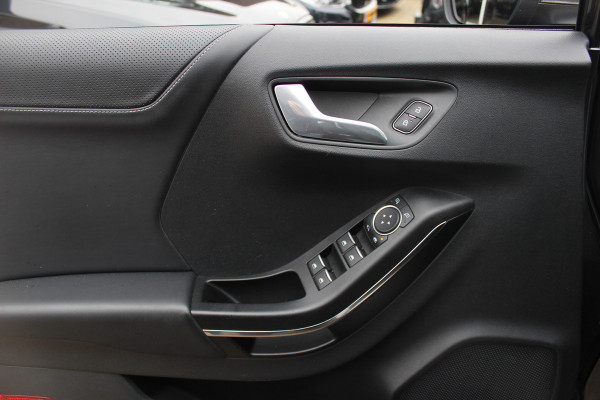 Ford Puma 1.0 EcoBoost Hybrid ST-Line X Vignale 155pk / NL Auto! / Full option! / Trekhaak / Panoramadak / Camera / Leder / CarPlay / B&O / 18'' / Keyless / Stuur+Stoelverwarming / Dodehoek / DAB / Verwarmde voorruit / ACC