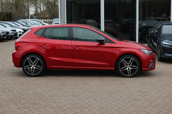 Seat Ibiza 1.0 TSI FR Business Intense / Camera / CarPlay / Keyless / 18'' / DAB / Stoelverwarming / ACC