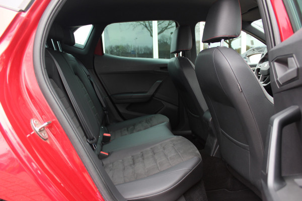 Seat Ibiza 1.0 TSI FR Business Intense / Camera / CarPlay / Keyless / 18'' / DAB / Stoelverwarming / ACC