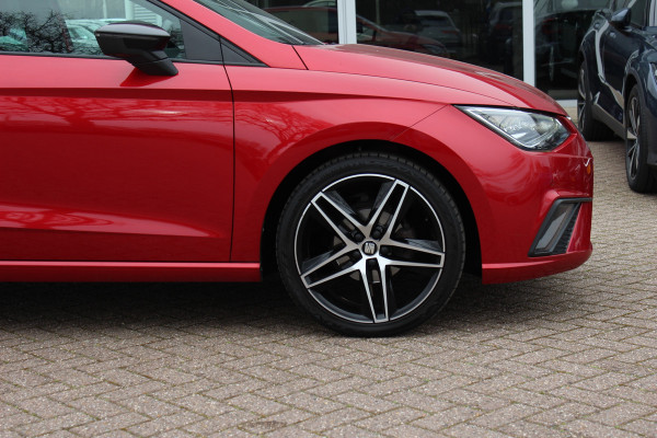 Seat Ibiza 1.0 TSI FR Business Intense / Camera / CarPlay / Keyless / 18'' / DAB / Stoelverwarming / ACC