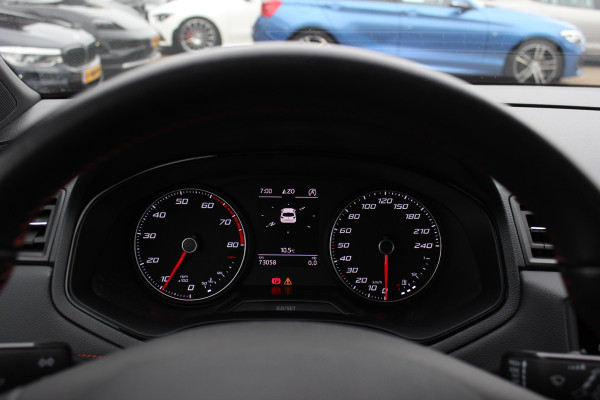 Seat Ibiza 1.0 TSI FR Business Intense / Camera / CarPlay / Keyless / 18'' / DAB / Stoelverwarming / ACC