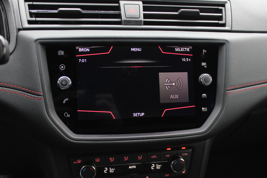 Seat Ibiza 1.0 TSI FR Business Intense / Camera / CarPlay / Keyless / 18'' / DAB / Stoelverwarming / ACC