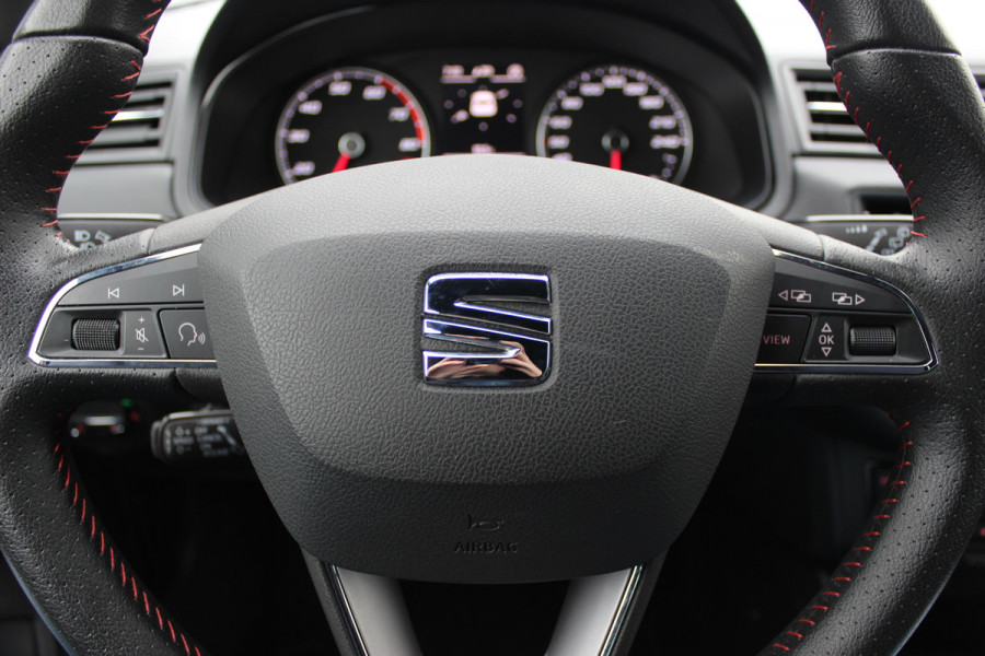 Seat Ibiza 1.0 TSI FR Business Intense / Camera / CarPlay / Keyless / 18'' / DAB / Stoelverwarming / ACC
