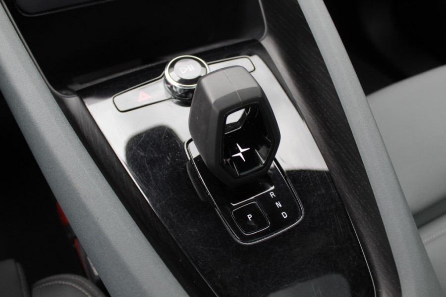 Polestar 2 Long Range Dual Motor Launch Edition 78kWh / SoH 92,9% / Trekhaak / Panoramadak / 360Camera / Luxe Leder / Keyless / 19'' / Stuurverwarming / Navigatie / DAB / ACC / Virtual Cockpit