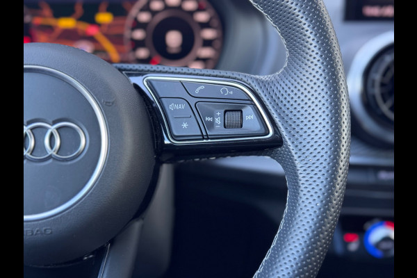 Audi Q2 35 TFSI S Edition Pano/Keyless/Camera/Sfeer