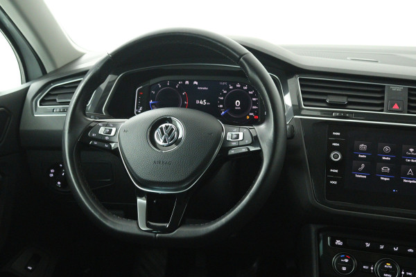 Volkswagen Tiguan 1.5 TSI Comfortline Business (NAVIGATIE, TREKHAAK, 360 CAMERA, VIRTUAL COCKPIT, LED)