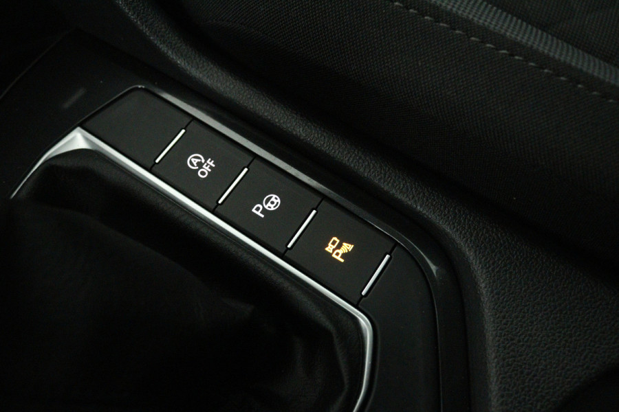 Volkswagen Tiguan 1.5 TSI Comfortline Business (NAVIGATIE, TREKHAAK, 360 CAMERA, VIRTUAL COCKPIT, LED)