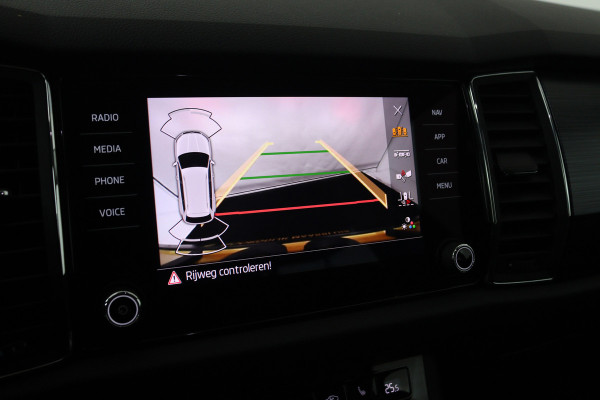 Škoda Kodiaq 1.5 TSI Business Edition 7p. (TREKHAAK, NAVI, CAMERA, PDC, STOELVERWARMING, 1e EIGENAAR, CARPLAY, GOED ONDERHOUDEN)