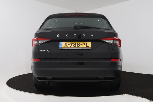 Škoda Kodiaq 1.5 TSI Business Edition 7p. (TREKHAAK, NAVI, CAMERA, PDC, STOELVERWARMING, 1e EIGENAAR, CARPLAY, GOED ONDERHOUDEN)