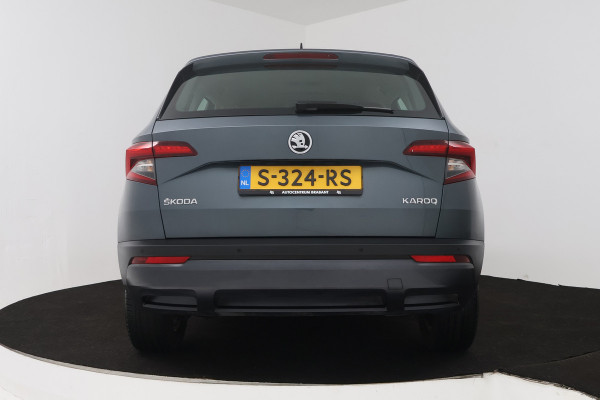 Škoda Karoq 1.0 TSI Clever Edition (NAVIGATIE, STOELVERWARMING, PARKEERSENSOREN, CARPLAY)