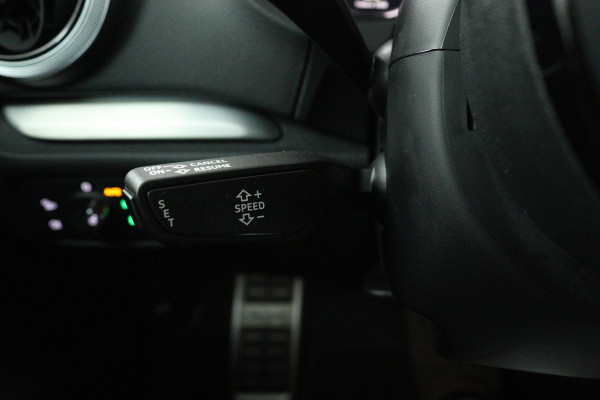 Audi A3 Sportback 35 TFSI CoD Advance Sport S-Line (VIRTUAL COCKPIT, STOELVERWARMING, LED, PDC, 1e EIGENAAR, GOED ONDERHOUDEN)