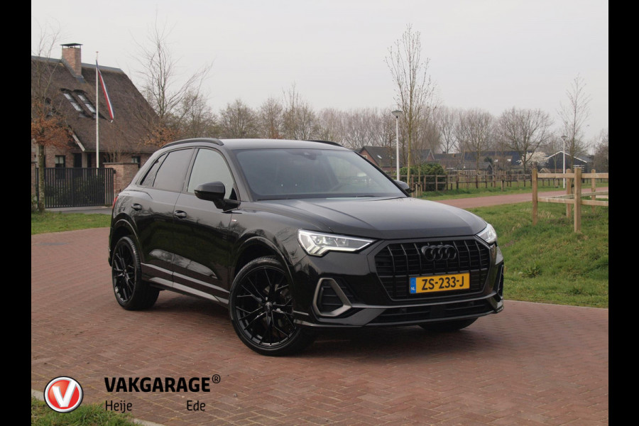 Audi Q3 35 TFSI S Line | Black Optic | Virtual Cockpit | Apple Carplay | NL-Auto | Automaat | 20 inch |