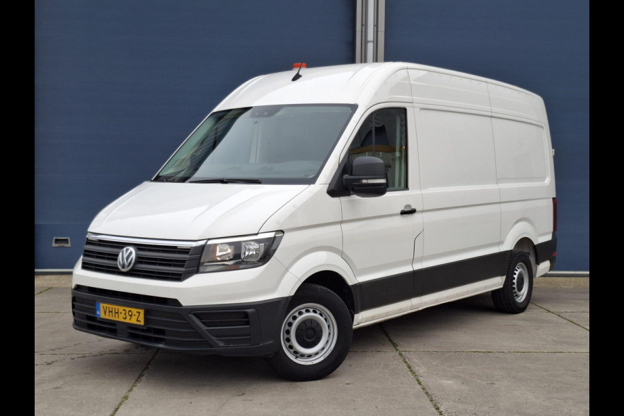 Volkswagen Crafter 35 2.0 TDI L3H3 AIRCO / CRUISE CONTROLE / CARPLAY / CAMERA / TREKHAAK