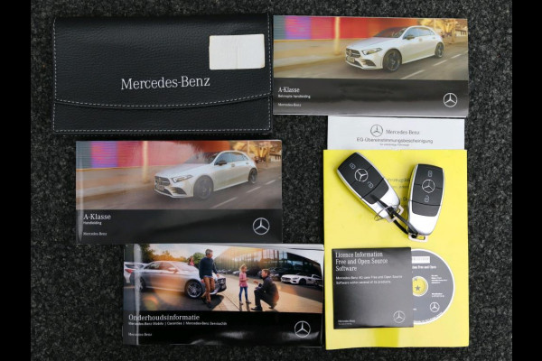 Mercedes-Benz A-Klasse 180 Business Solution Luxury Ledkoplampen | Sfeerverlichting | Stoelverwarming | Parkeerpakket met achteruitrijcamera. Inclusief 48 maanden MB Certified garantie voor Europa.