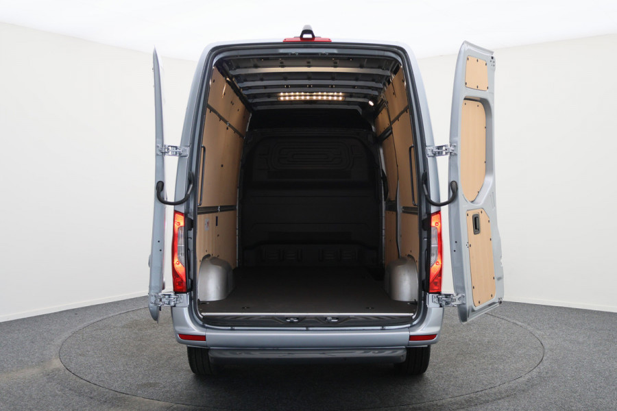 Mercedes-Benz Sprinter 317 L2H2 3-Zits, LED, Dodehoeksensor, Camera, Side-Steps, PDC