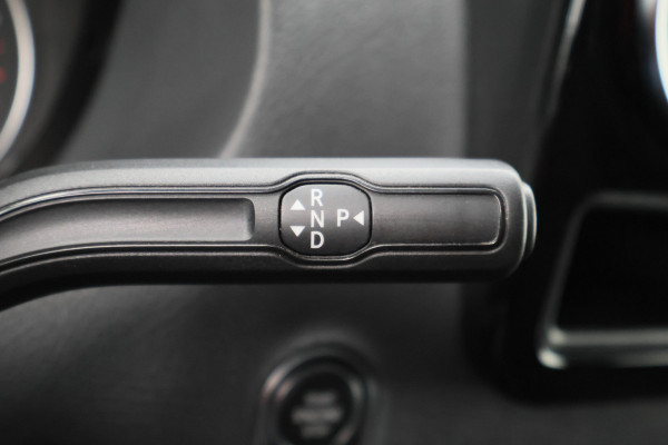 Mercedes-Benz Sprinter 317 L2H2 3-Zits, LED, Dodehoeksensor, Camera, Side-Steps, PDC