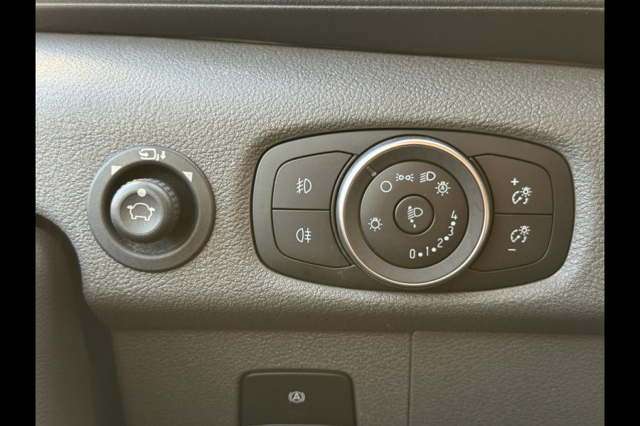 Ford E-Transit 390 75kWh 184PK 390 Elektrisch 75kWh 334km WLTP BEV Snelladen L2H2 Climate Control Tachograaf Carplay 360° Camera Stoelverwarming Parkeersensoren voor achter Laadkabel