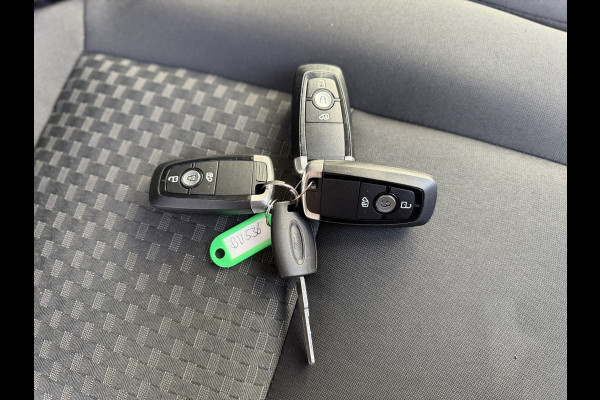 Ford E-Transit 390 75kWh 184PK 390 Elektrisch 75kWh 334km WLTP BEV Snelladen L2H2 Climate Control Tachograaf Carplay 360° Camera Stoelverwarming Parkeersensoren voor achter Laadkabel