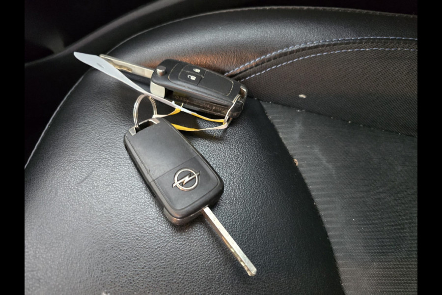 Opel KARL 1.0 ecoFLEX Innovation | 2E EIGENAAR | 12MND GARANTIE | LEDER | STOEL-STUURVERWARMING | NIEUWE APK |