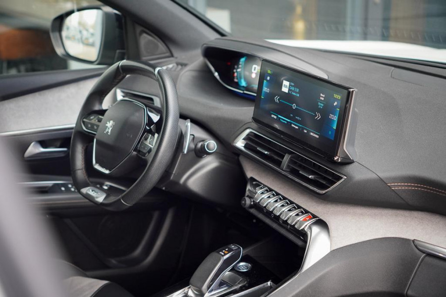 Peugeot 3008 1.6 HYbrid4 300 GT / Dode Hoek / Zwart Dak / Parelmoer Wit / Carplay