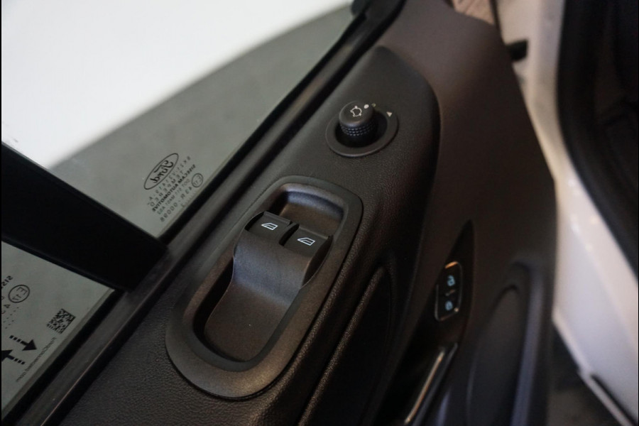 Ford Transit Custom 300 2.0 TDCI L2H1 Trend Dubbele Cabine Automaat 5p | Airco | Navigatie | Bluetooth | Trekhaak