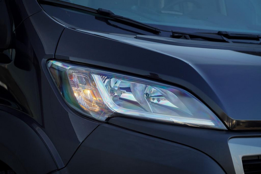 Peugeot Boxer 335 2.2 BlueHDi 165 L3H2 Pro / Oprijwagen / Autotransport / 1290 kg laadgewicht / Luchtvering / Lier / Jegger Alu Opbouw