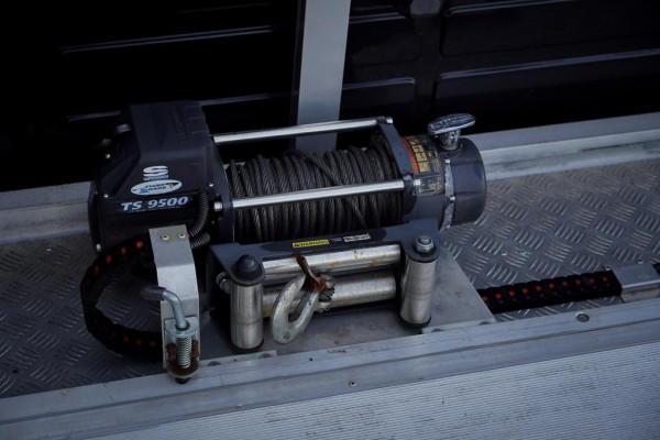 Peugeot Boxer 335 2.2 BlueHDi 165 L3H2 Pro / Oprijwagen / Autotransport / 1290 kg laadgewicht / Luchtvering / Lier / Jegger Alu Opbouw