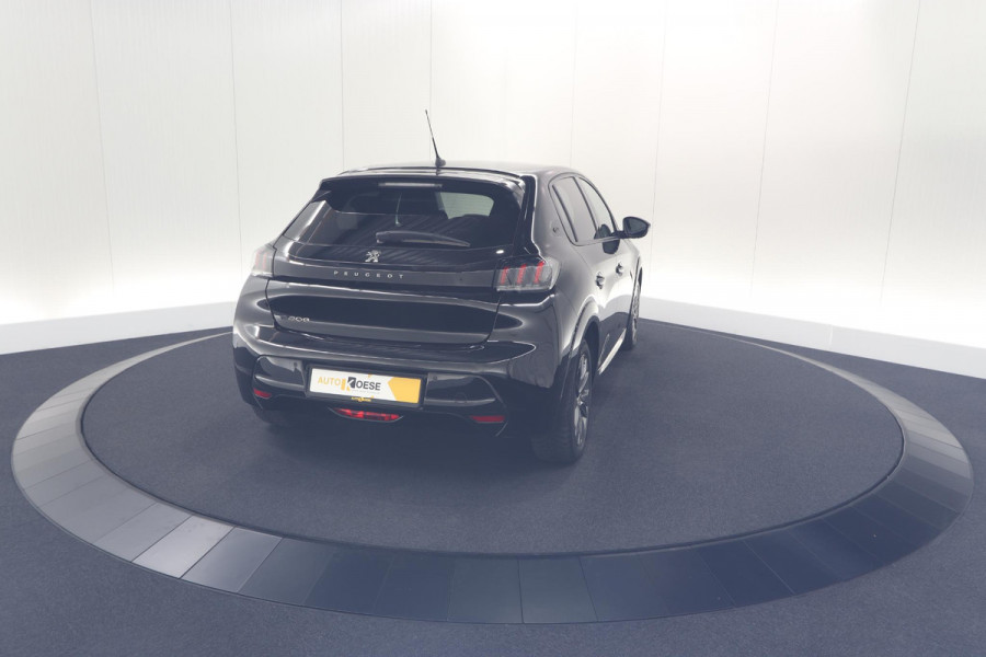Peugeot e-208 EV Allure 50 kWh | Parkeersensoren | Apple Carplay | Climate Control | 3-fasen
