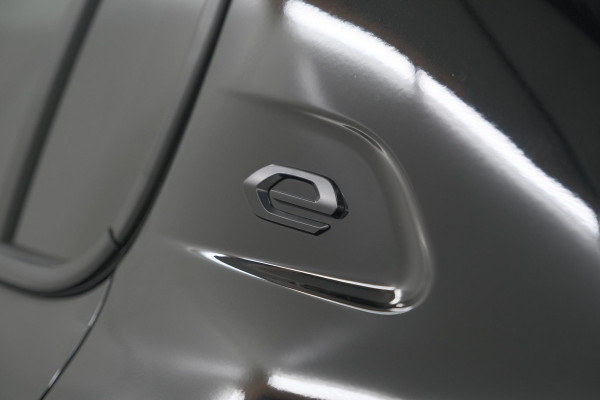 Peugeot e-208 EV Allure 50 kWh | Parkeersensoren | Apple Carplay | Climate Control | 3-fasen