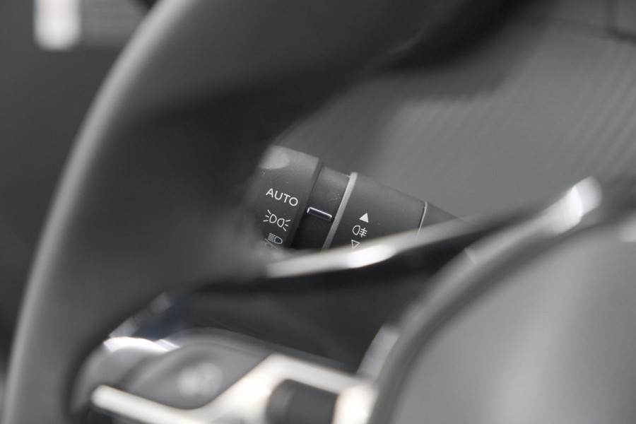 Peugeot e-208 EV Allure 50 kWh | Parkeersensoren | Apple Carplay | Climate Control | 3-fasen