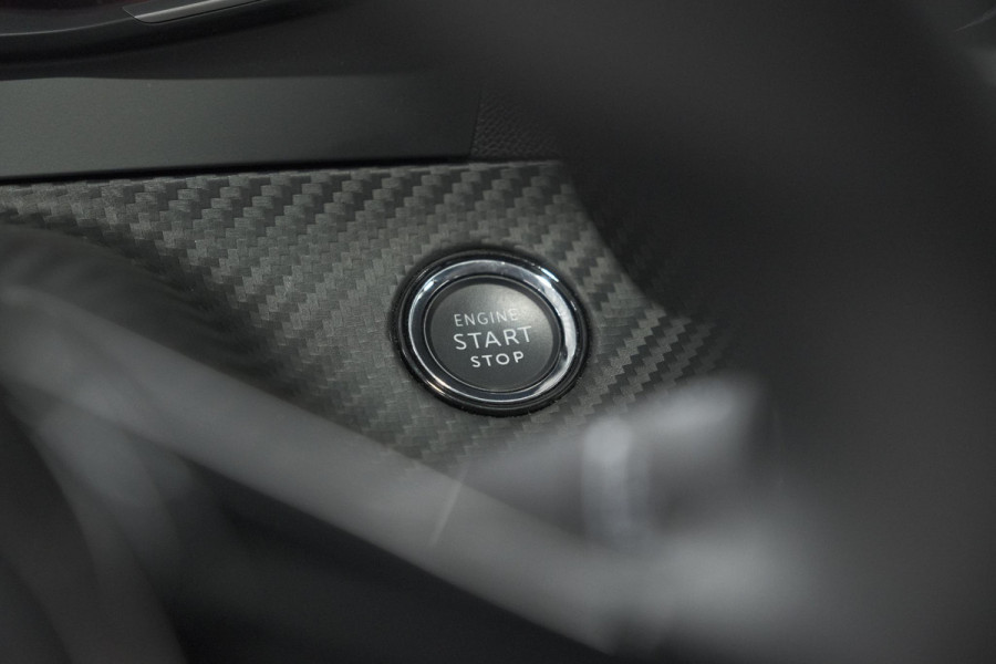 Peugeot e-208 EV Allure 50 kWh | Parkeersensoren | Apple Carplay | Climate Control | 3-fasen