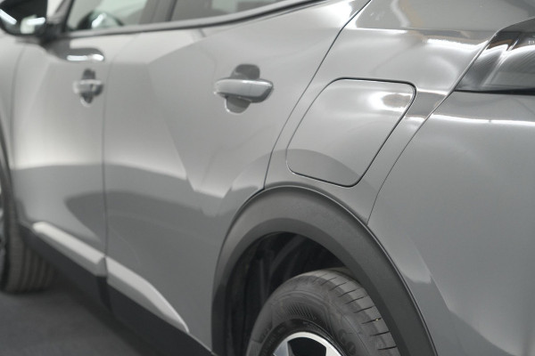 Peugeot e-2008 EV Allure 54 kWh | 3 Fase Laadfunctie | Camera | Navigatie | Apple Carplay