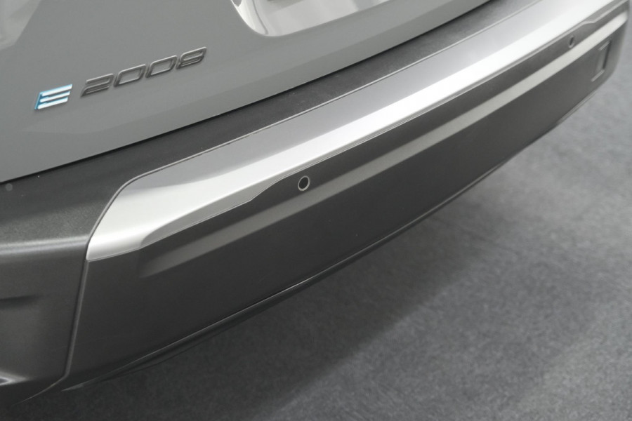 Peugeot e-2008 EV Allure 54 kWh | 3 Fase Laadfunctie | Camera | Navigatie | Apple Carplay