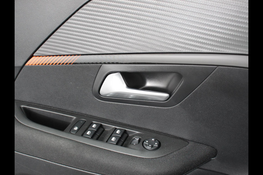 Peugeot 208 1.2 PureTech 100pk Active Pack Navigatie Apple Carplay/Android Auto Parkeersensoren achter Cruise Control Airco Lichtmetalen velgen