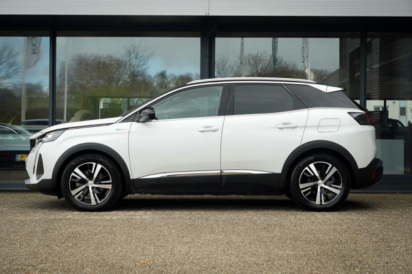 Peugeot 3008 1.6 HYbrid4 300 GT / Pano / Elek Klep / Carplay / Black Pack